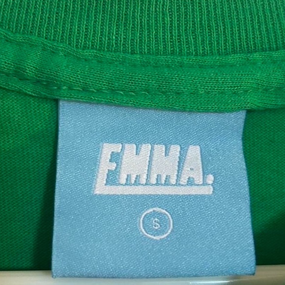 Emma Chamberlain Merch Tee - Picture 3 of 3